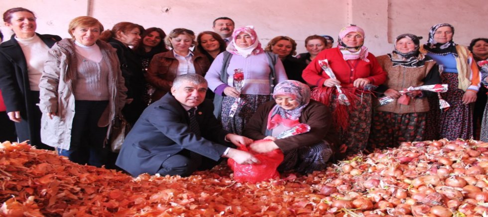 CHP'li Ramis Topal'dan Anneler Günü Mesajı