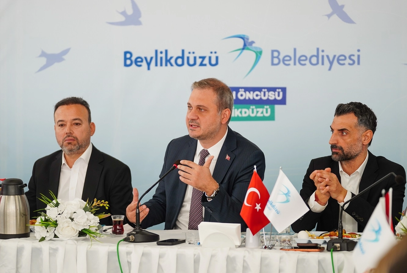 Beylikdüzü Belediye Başkan Vekili Önder Serkan Çebi Yerel Basınla Buluştu: 18 Aylık Hizmet Bilançosunu Açıkladı