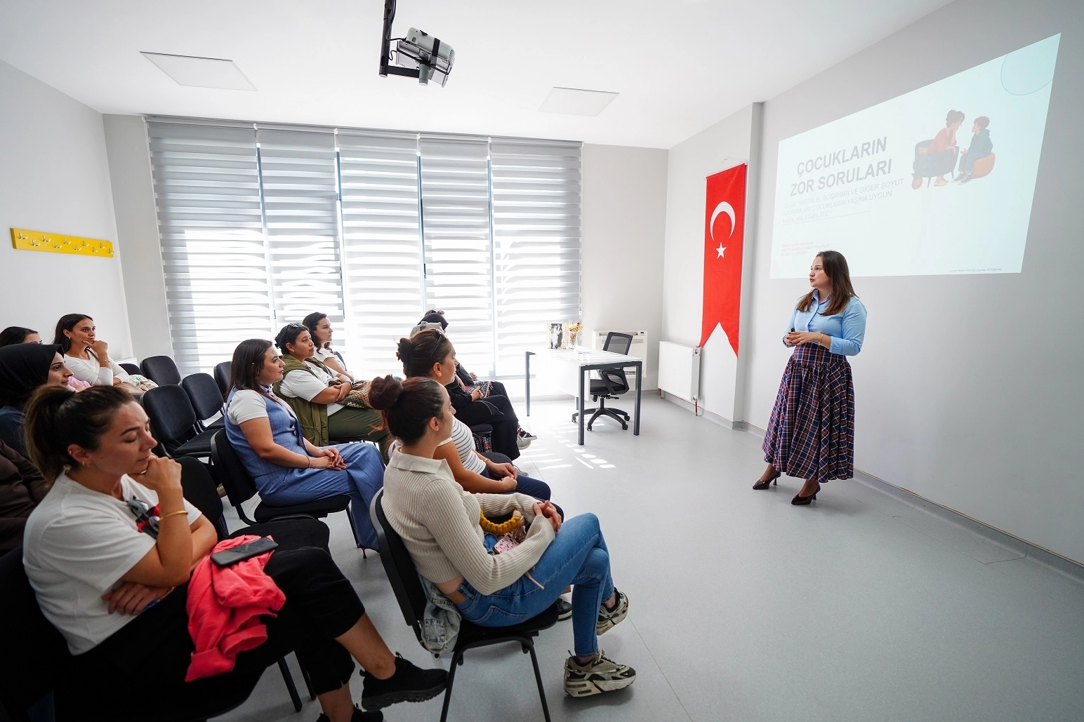 BEYLİKDÜZÜ’NDE AİLE İÇİ İLETİŞİMİ GÜÇLENDİREN ETKİNLİKLER