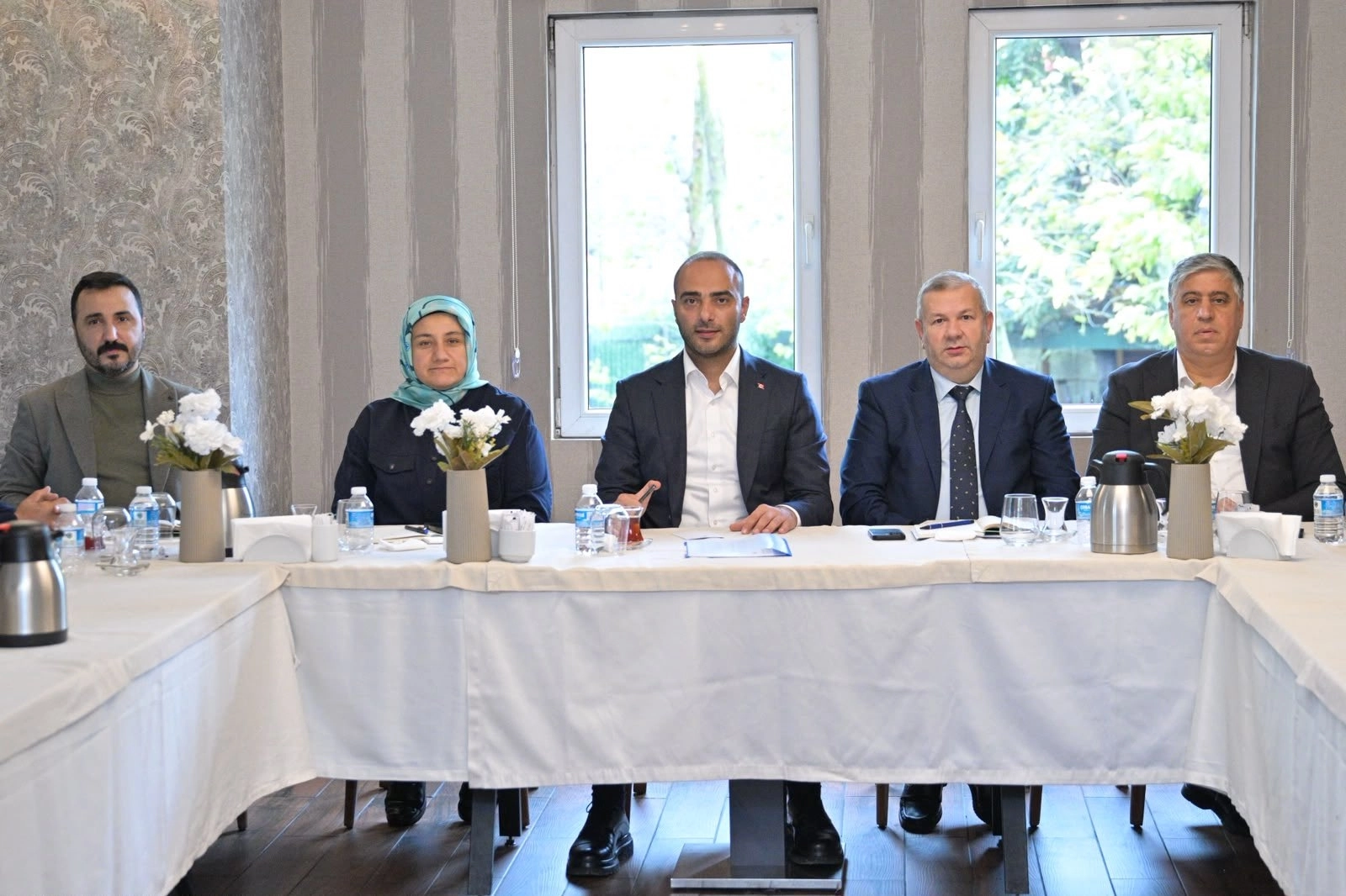 Gaziosmanpaşa’nın Gündemi Masaya Yatırıldı: Eray Karadeniz’den Kapsamlı Değerlendirme Toplantısı