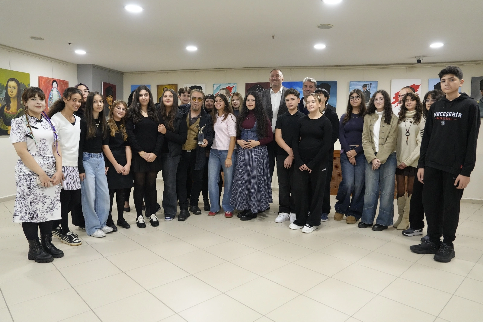 Kartal Belediyesi Sanat Akademisi Öğrencilerinden “Cumhuriyetin Renkleri Miras 4” Sergisi