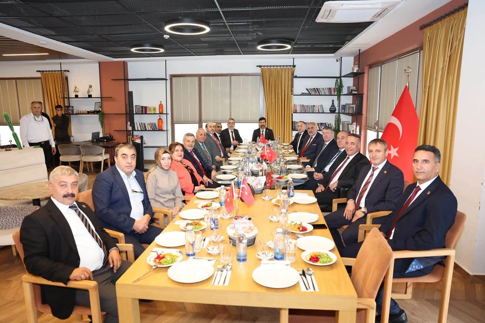 Abdurrahman Dursun’dan 19 Ekim Muhtarlar Günü Mesajı: “Muhtarlarımız Mahallelerimizin Sesidir”