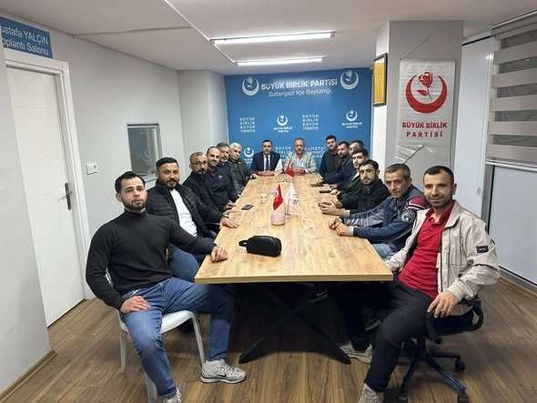 BBP Sultangazi İlçe Yönetimi Toplandı: Yakup Yılmaz’dan Birlik ve Beraberlik Mesajı