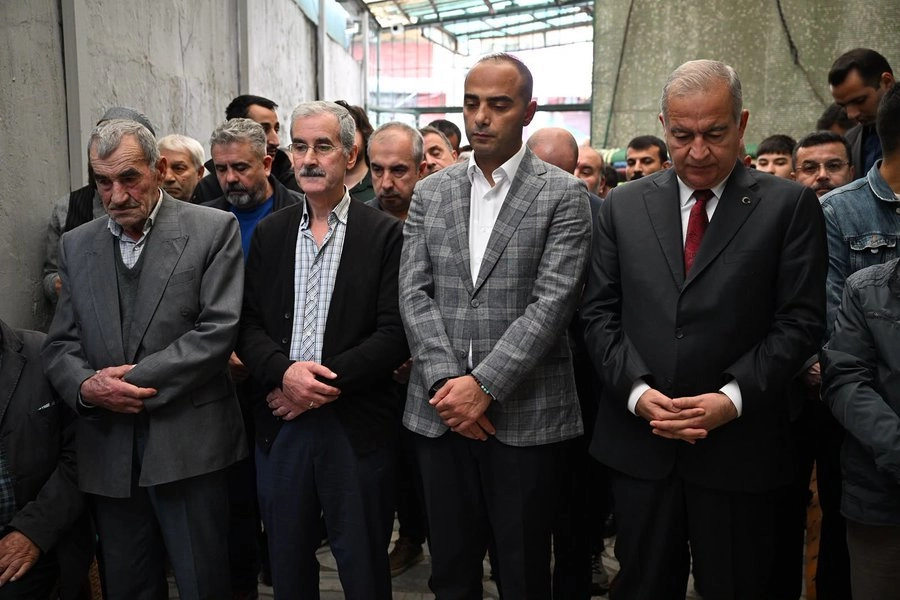 Eray Karadeniz’den Türkgenç Ailesine Taziye Mesajı: Merhum İrfan Türkgenç Son Yolculuğuna Uğurlandı