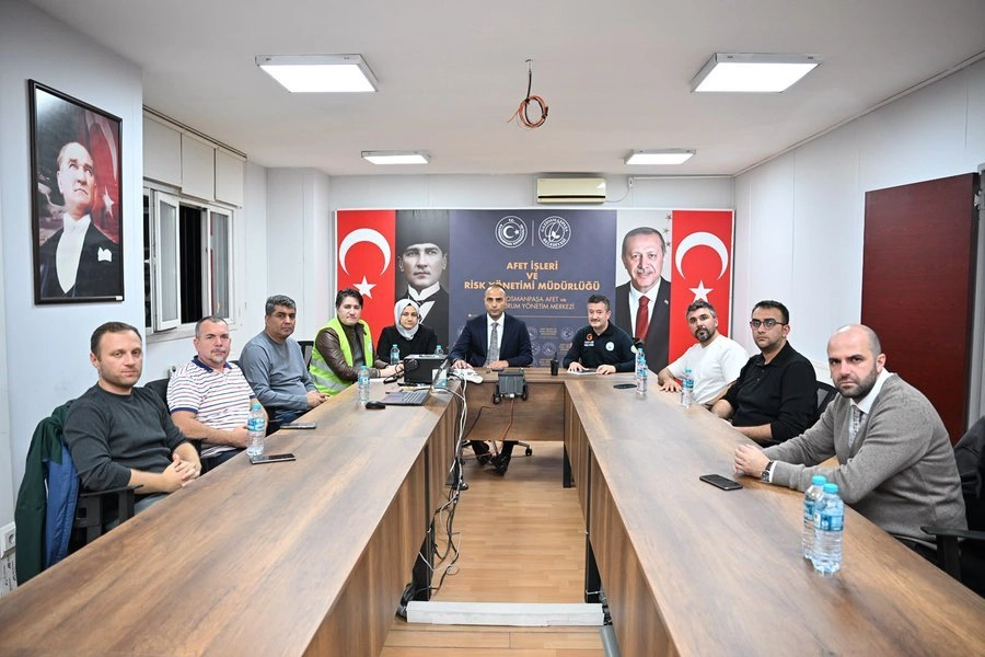 Gaziosmanpaşa’da Sağanak Alarmı! Eray Karadeniz’den Uyarı