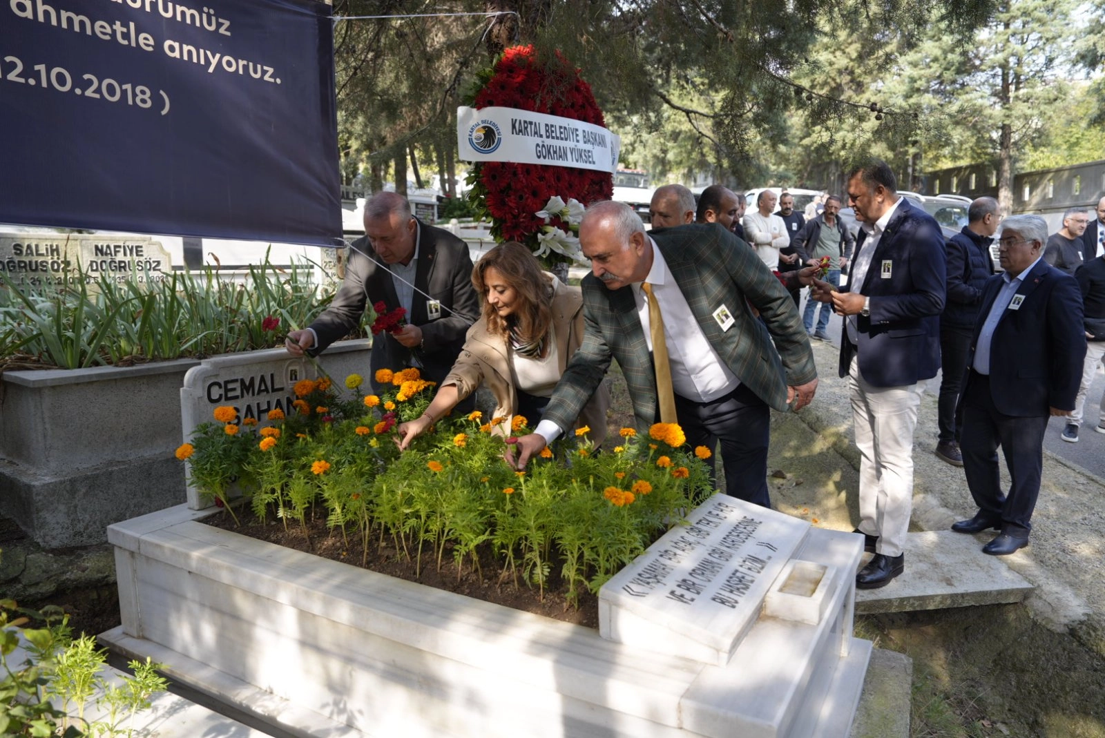 Merhum Cemal Şahan Kabri Başında Anıldı