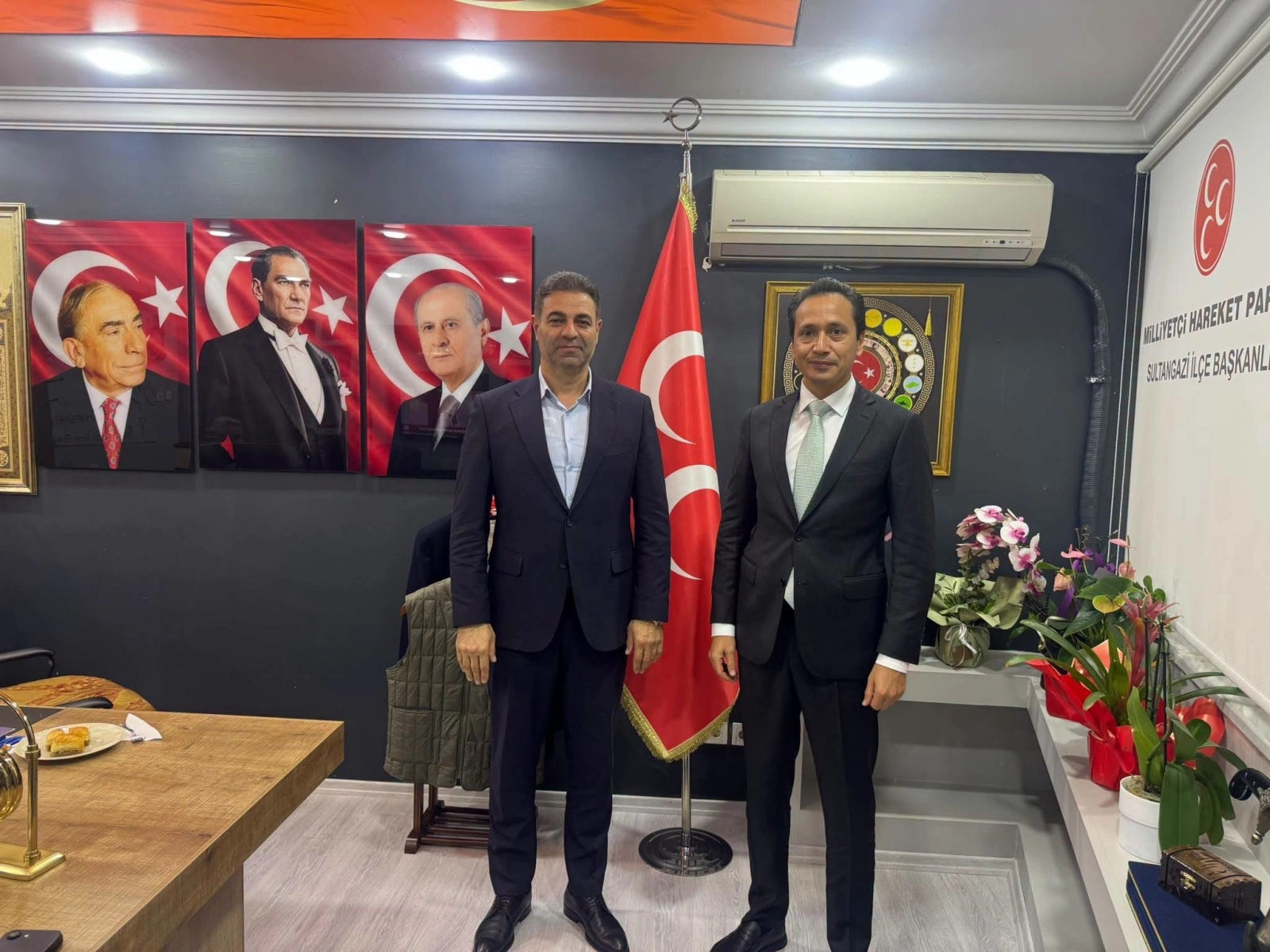 MHP Sultangazi İlçe Başkanı Yakup Bildik’e İlçe Emniyet Müdürü Arınç Çevik’ten Ziyaret