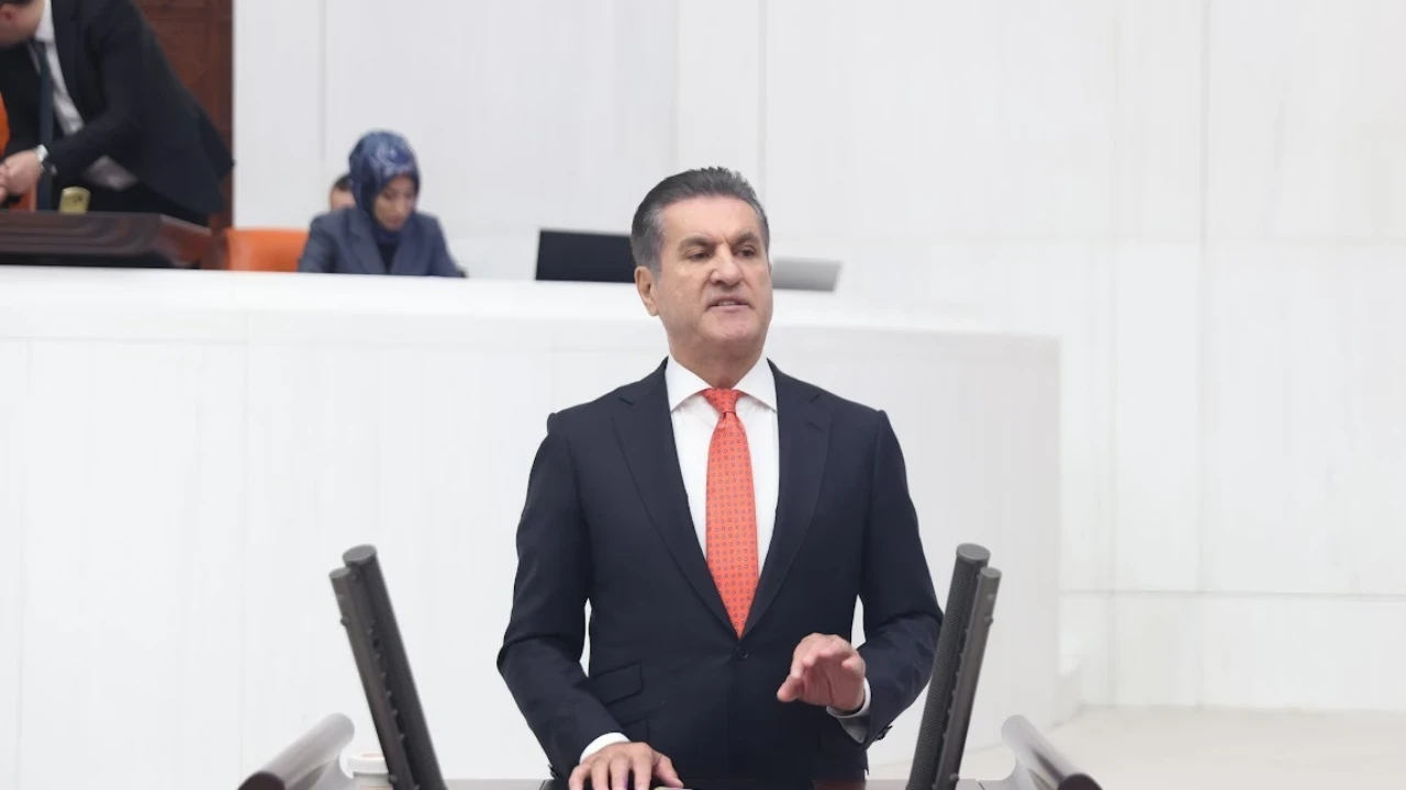 MUSTAFA SARIGÜL’DEN SORUŞTURMAYA İLİŞKİN AÇIKLAMA: “BELGELER SAHTE, TÜRKİYE’YE TEK BİR EURO DAHİ GİRMEDİ”