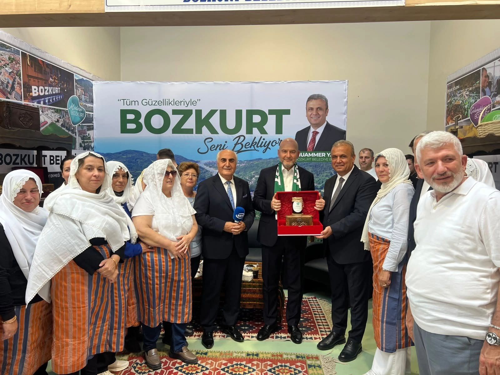 Süleyman Soylu, Atatürk Havalimanı’ndaki Kastamonu Günleri’nde Hemşehrileriyle Buluştu