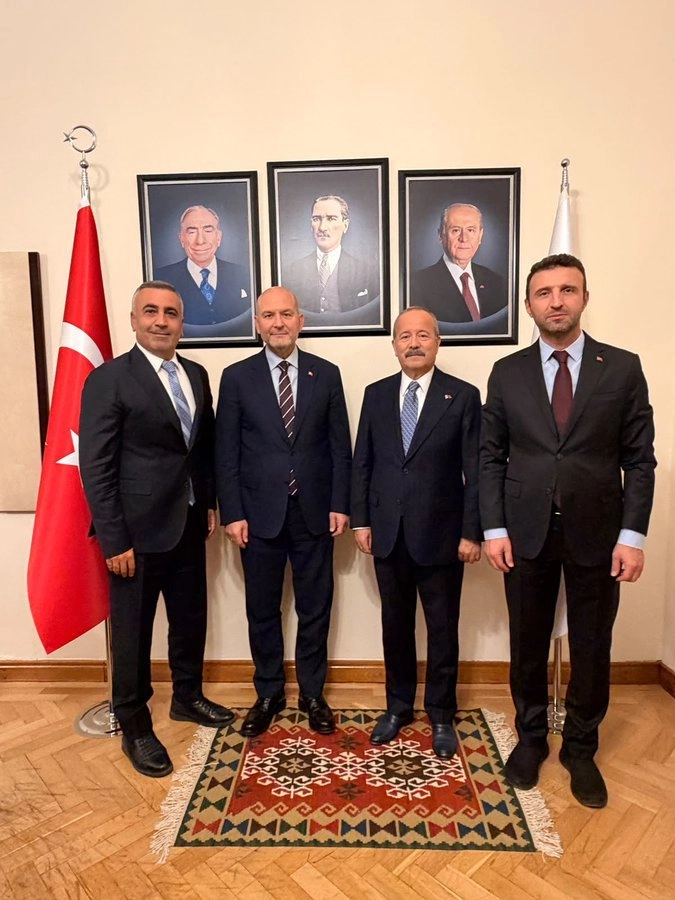 Süleyman Soylu’dan MHP’li Mehmet Taytak’a Gazi Meclis’te Hayırlı Olsun Ziyareti