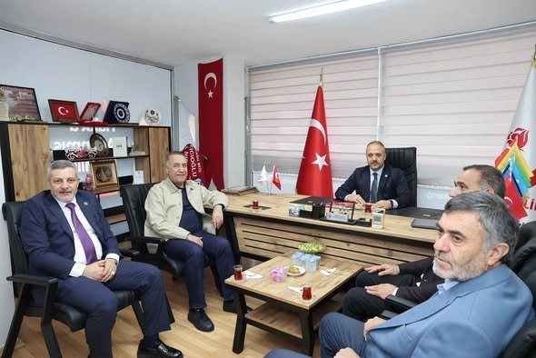 Sultangazi’de Siyasi Birliktelik Mesajı: BBP İlçe Teşkilatına Anlamlı Ziyaret