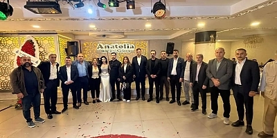 Ali Acar, Efekan ve Ceren’in Nişan Törenine Katıldı: Yıldırım ve Nar Ailelerine Mutluluk Diledi