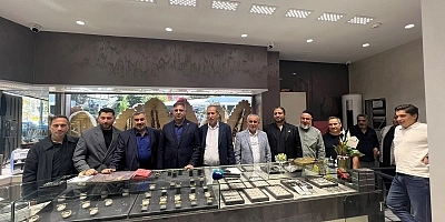 Ali Acar, Selviler Kuyumculuk’un Açılışına Katıldı