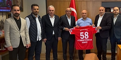 Cihan Baş’tan Mustafa Birinci’ye özel Sivas forması