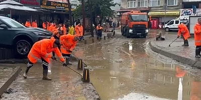 İBB’den İstanbul’da Sel Seferberliği: 19 Bin 761 İhb