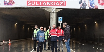 Sultangazi’de Yağmura Karşı 7/24 Mesai: Başkan Dursun Sahaya İndi