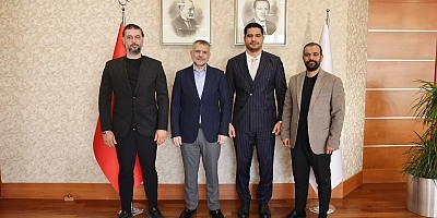 Taha Akgül’den Başkan Vekili Akın’a ziyaret