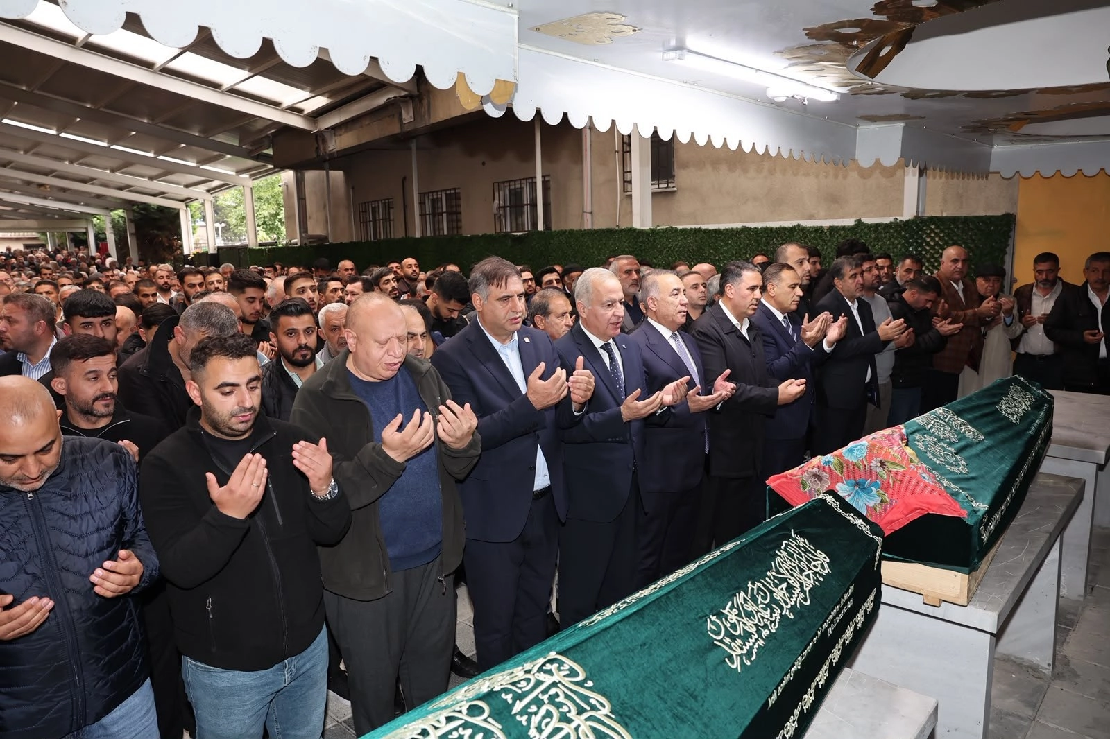 Yılmaz Durmuş’un Annesi Hacer Durmuş Son Yolculuğuna Uğurlandı